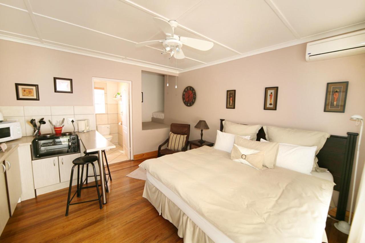 Nahoon Bed & Breakfast East London Værelse billede