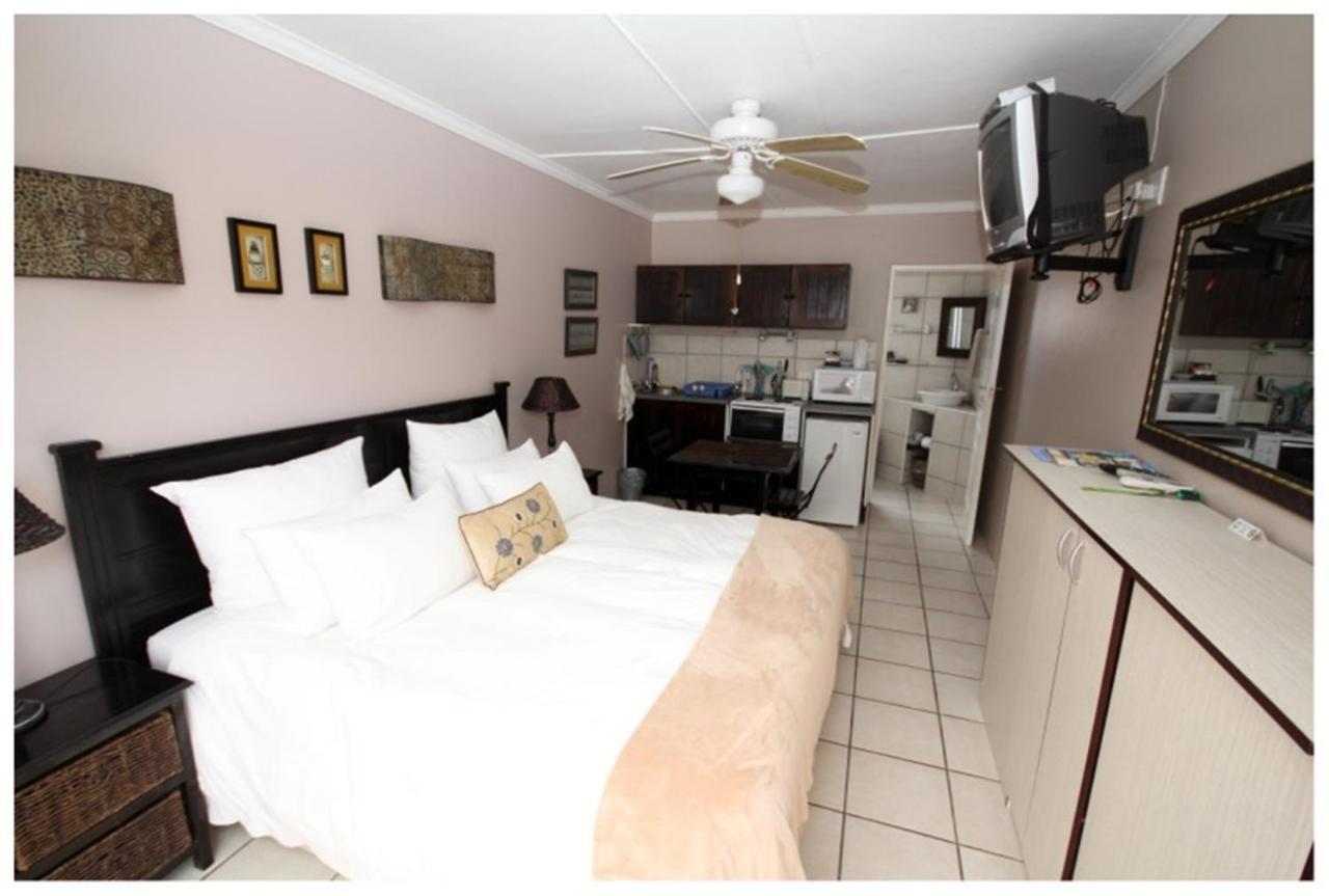 Nahoon Bed & Breakfast East London Værelse billede