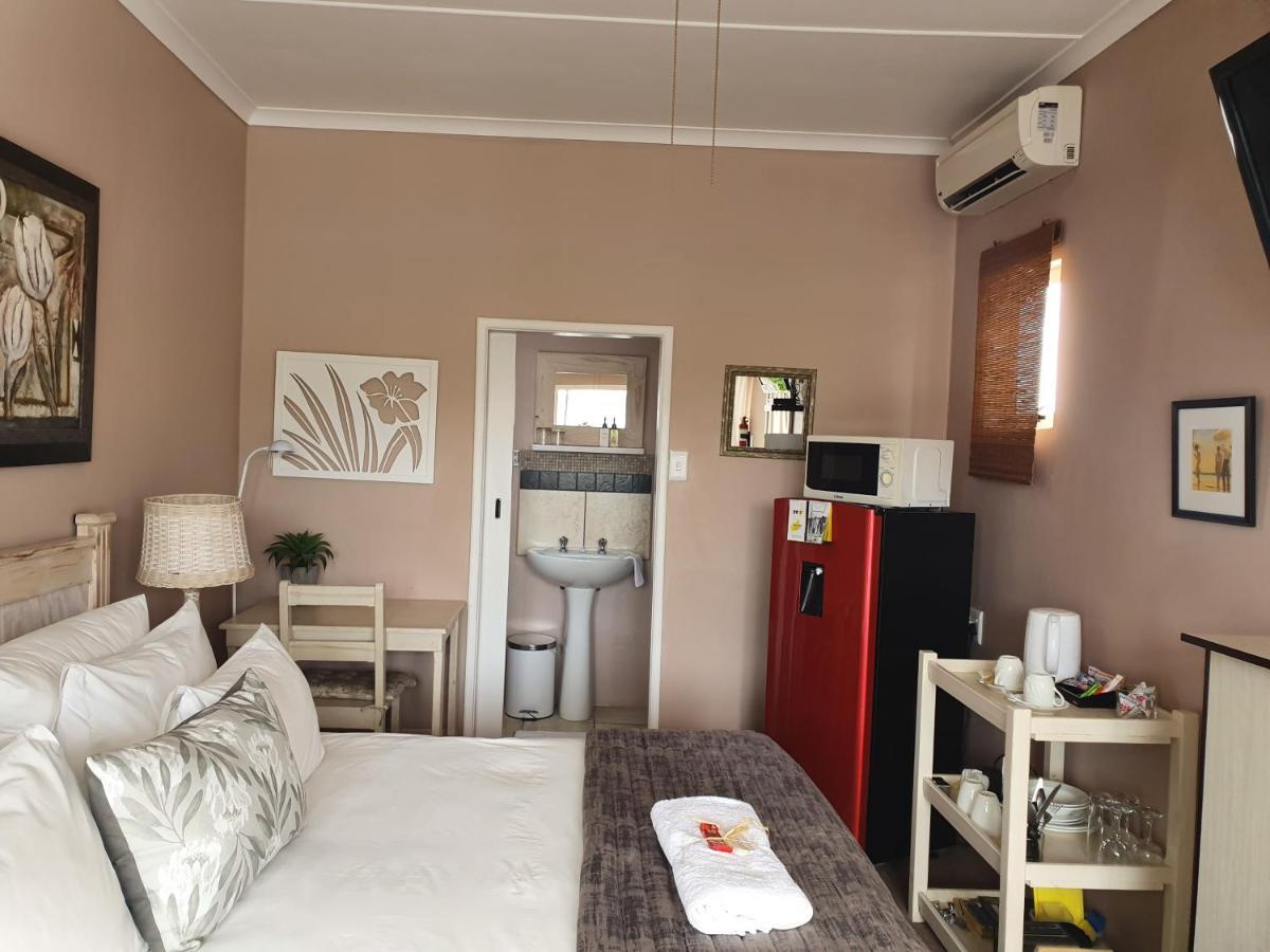 Nahoon Bed & Breakfast East London Eksteriør billede